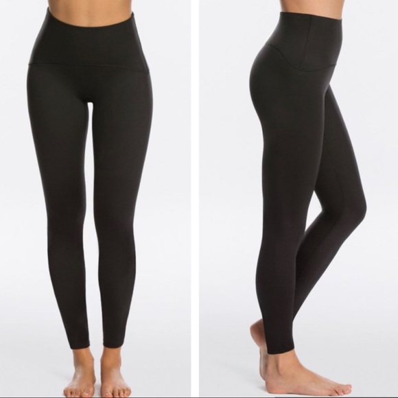 high waisted black active leggings